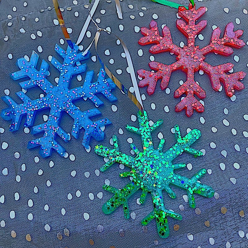 snowflakes made with epoxy resin for crafts