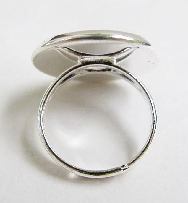 Silver ring bottom view