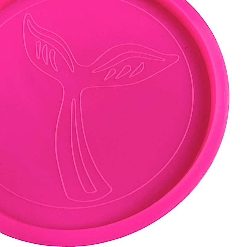Whale tail mold detail